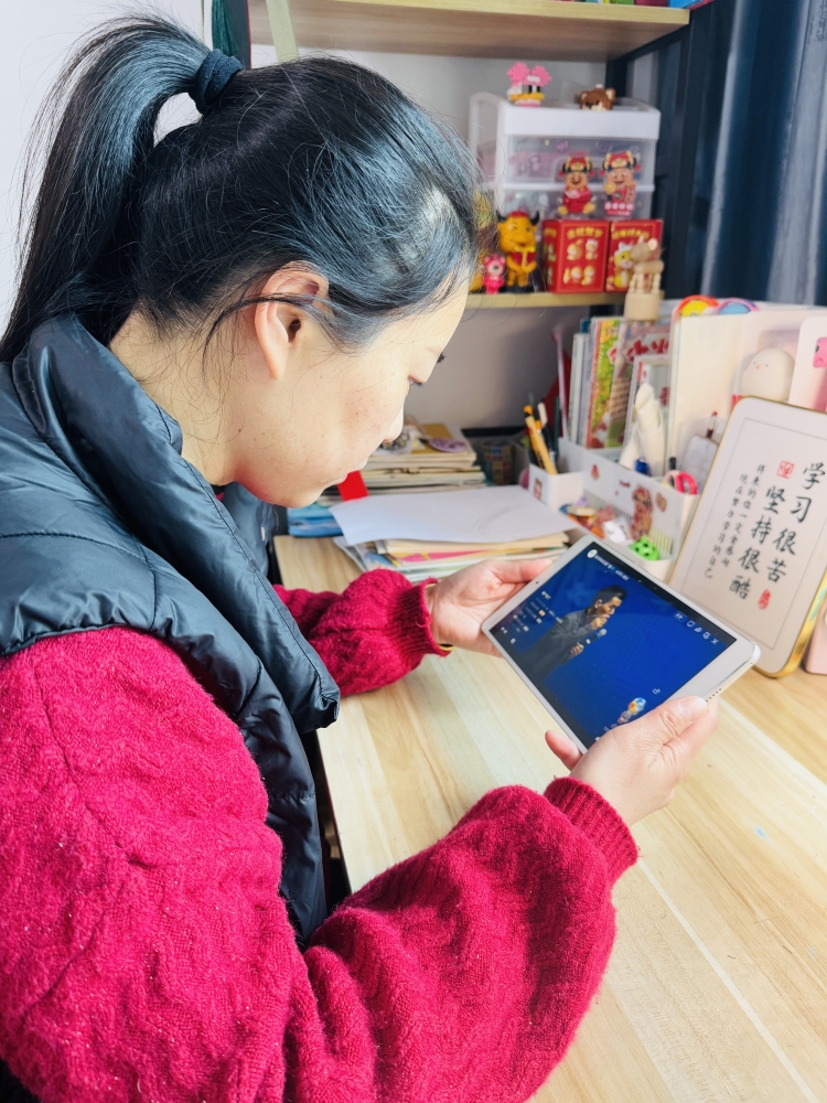 微信圖片_初一盲班家長觀看開學(xué)照片3_副本.jpg